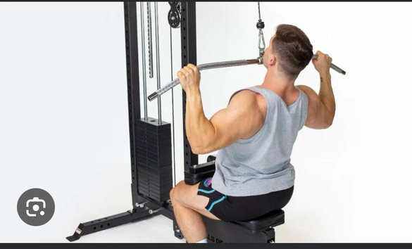 سحب أمامي واسع - Lat Pulldown
